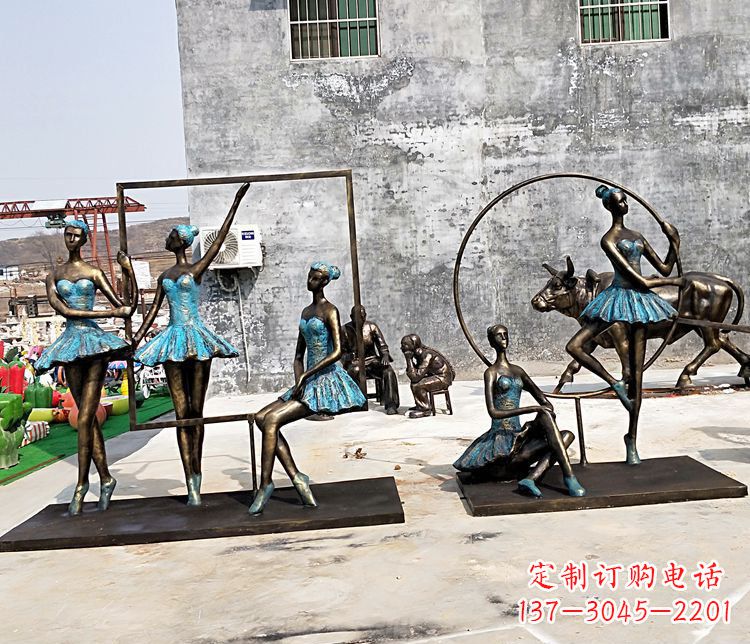 湖北广场铜雕美女人物雕塑