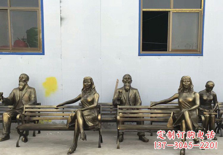 湖北广场铜雕美女休息人物雕塑