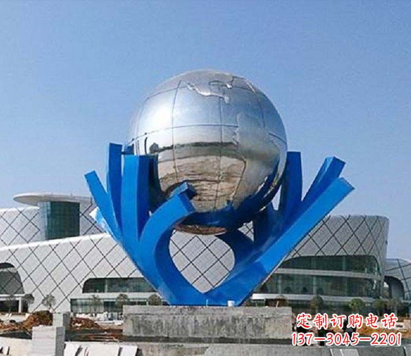 湖北中领雕塑打造把地球握在手中精致不锈钢抽象雕塑