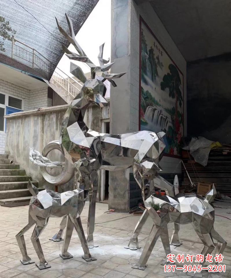湖北广场造型动物鹿不锈钢雕塑