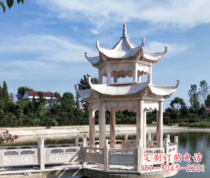 湖北海边景观晚霞红石雕凉亭