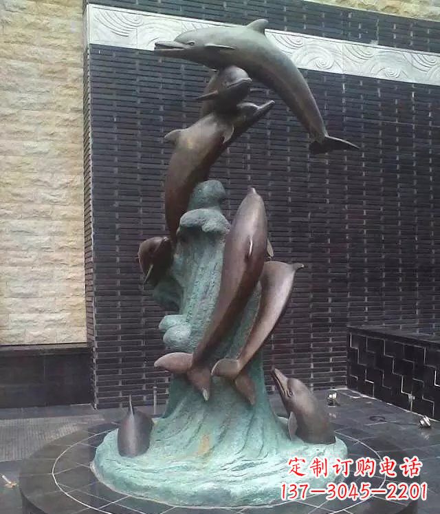 湖北铜雕海豚:艺术与精美结合