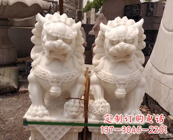 湖北汉白玉踩绣球狮子石雕_2