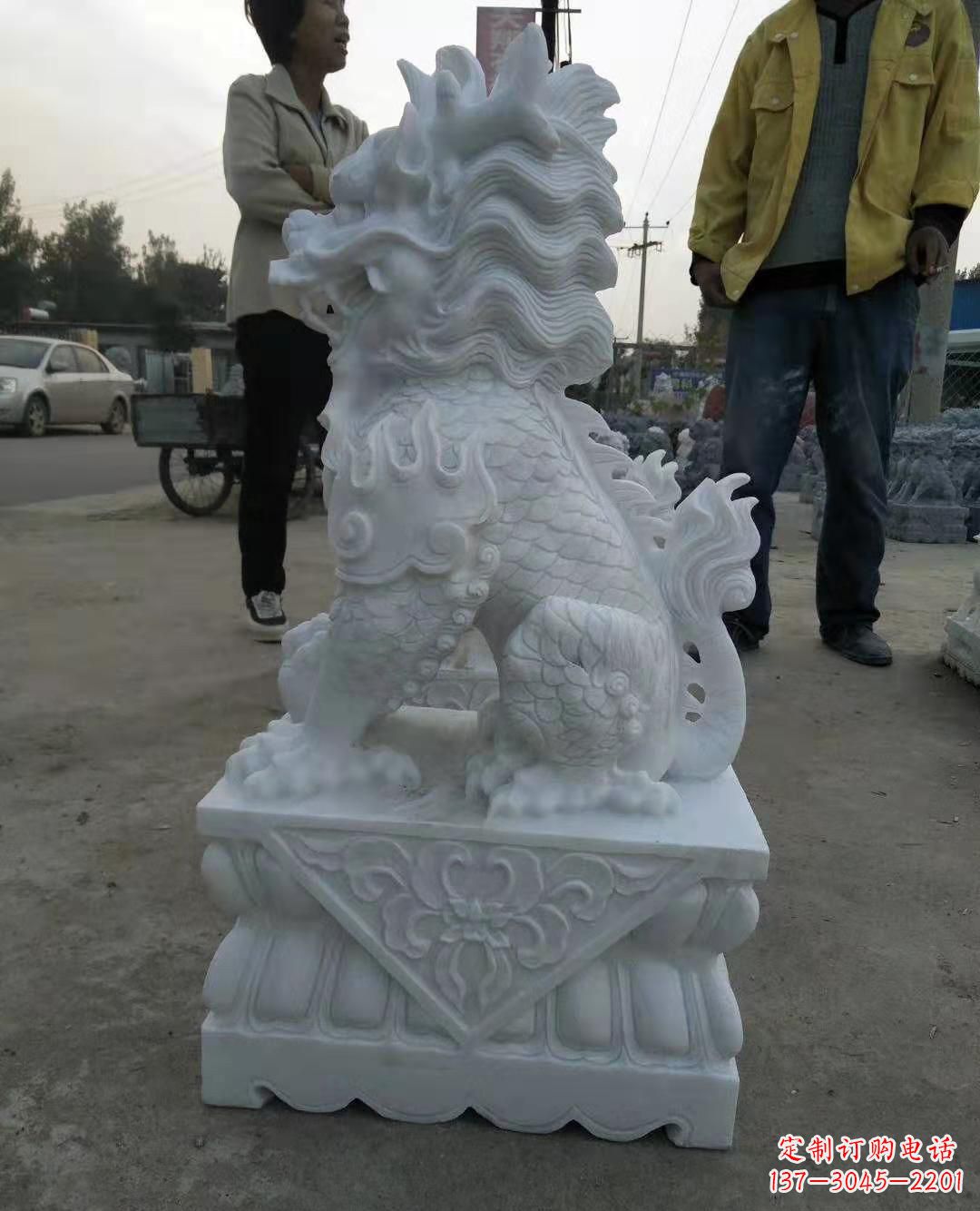 湖北精致绝伦的汉白玉门口古代神兽镇宅麒麟雕塑
