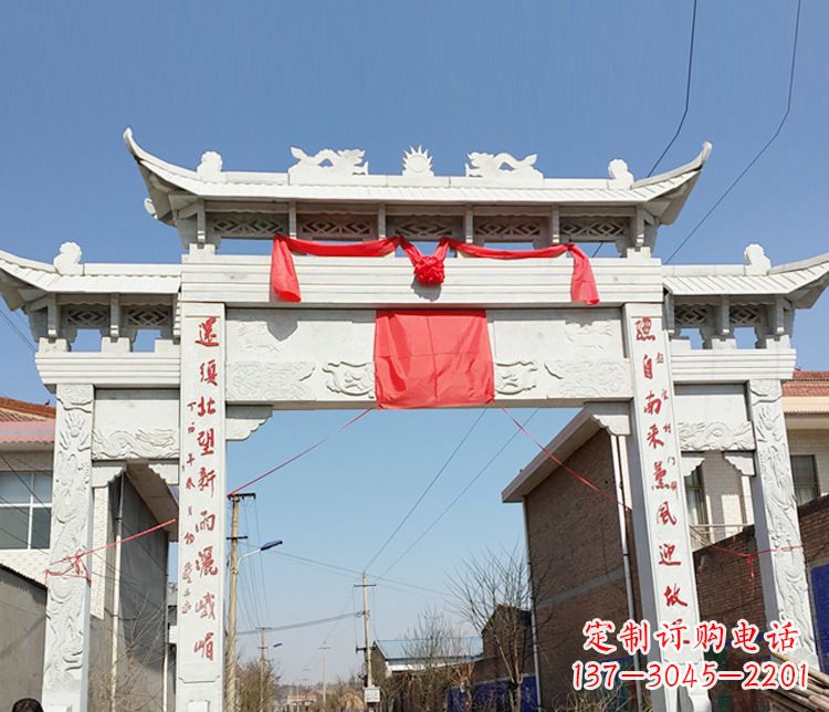 湖北汉白玉三门石牌坊石雕——精致而优雅