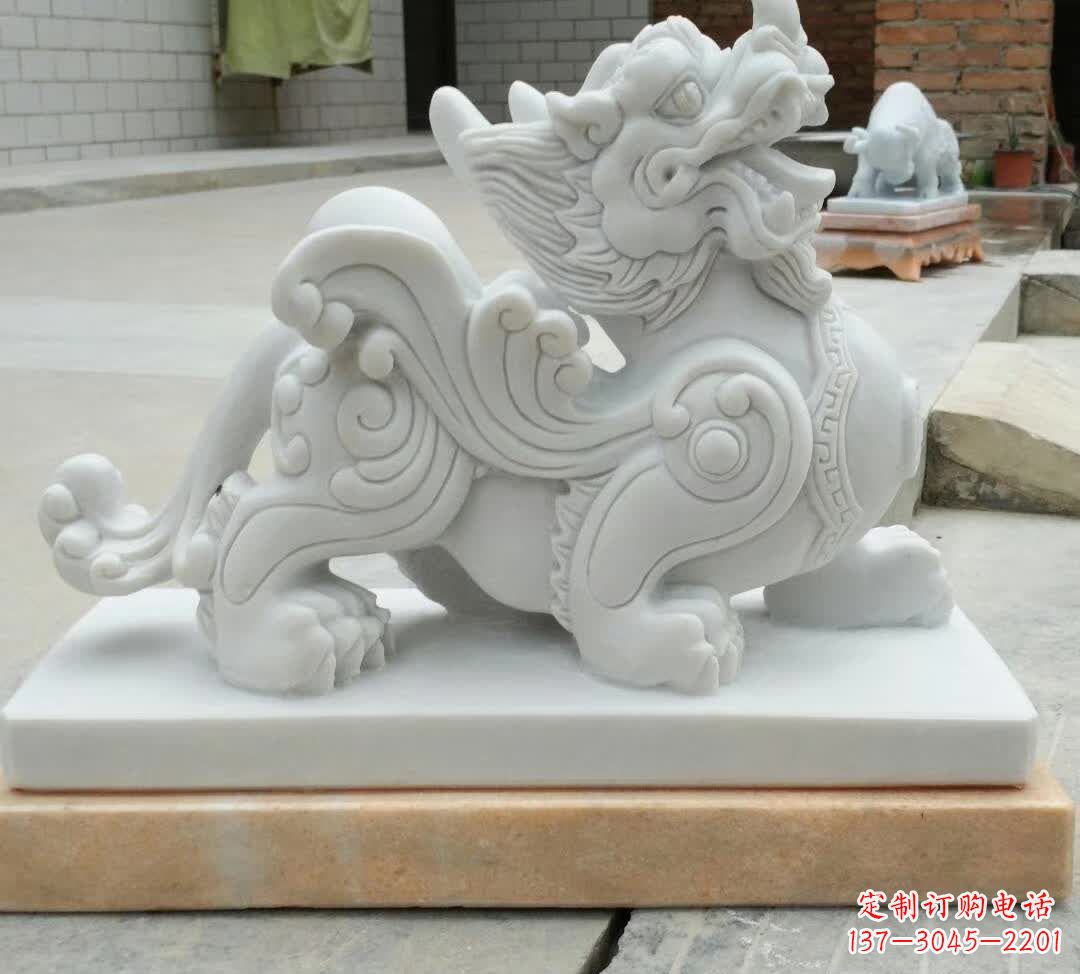 湖北汉白玉神兽貔貅雕塑