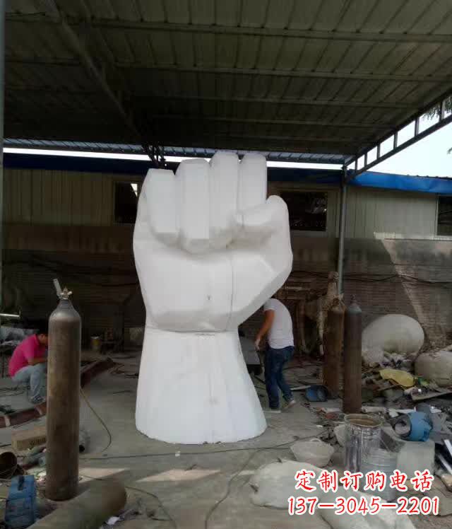 湖北中领雕塑推出户外不锈钢拳头雕塑