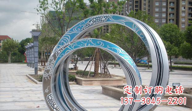 湖北铸造精良的不锈钢圆环雕塑