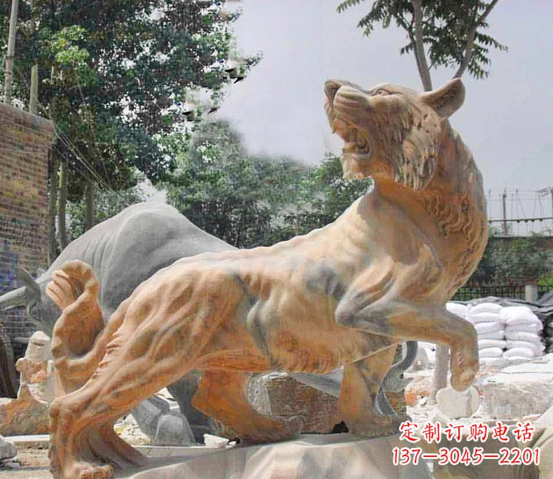 湖北回头的老虎石雕