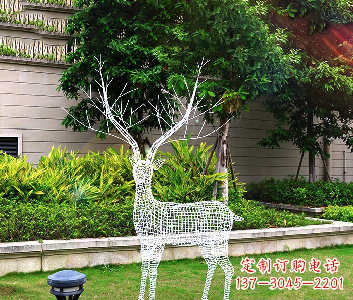湖北回头麋鹿不锈钢雕塑
