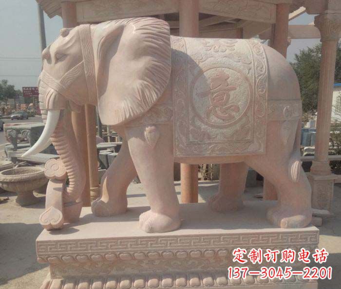 湖北传神雕刻,精美雕塑——吉祥如意大象晚霞红门口石雕