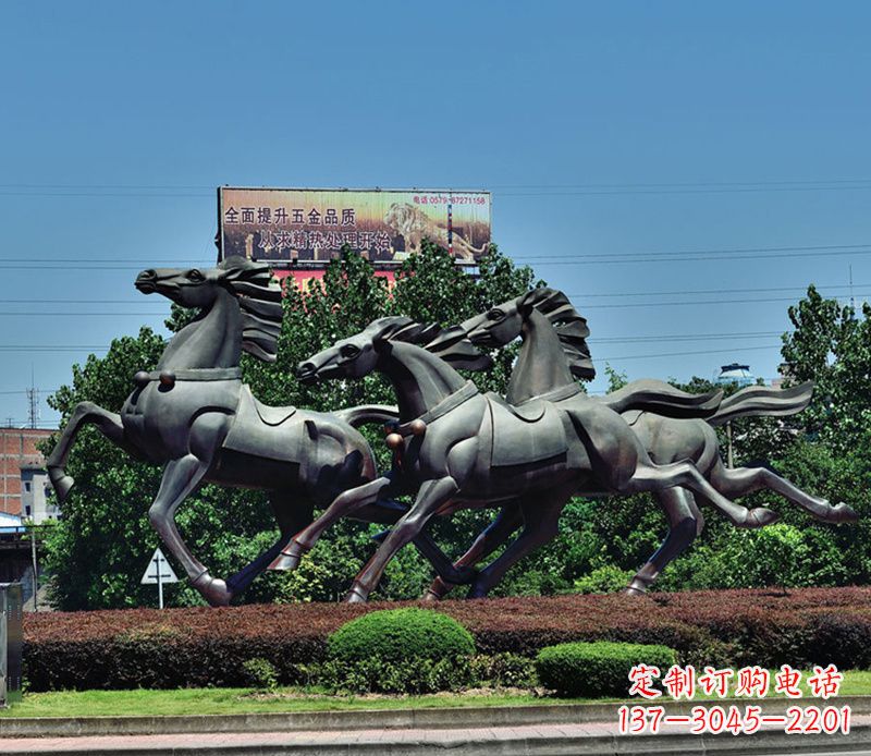 湖北非凡运动,街边奔马铜雕塑