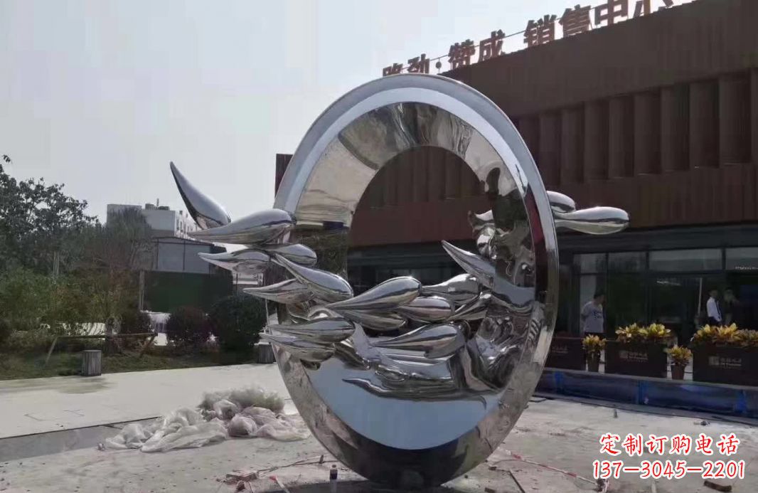 湖北镜面不锈钢鲤鱼跃龙门雕塑