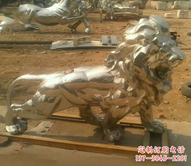 湖北镜面不锈钢狮子雕塑