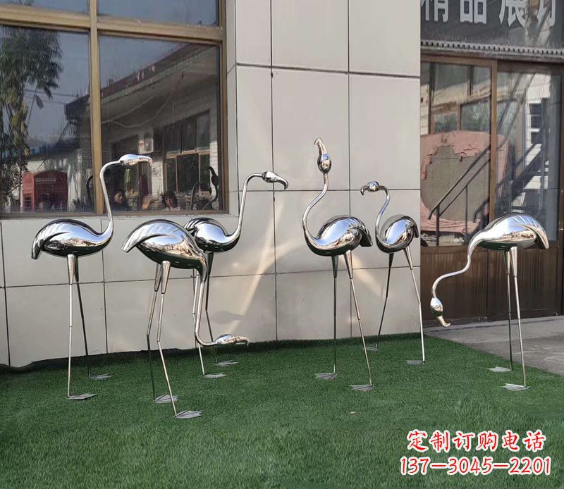 湖北镜面不锈钢小区仙鹤雕塑