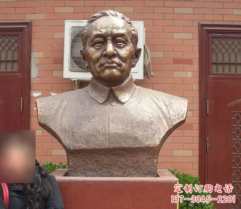 湖北铜雕李四,与众不同的光头匠艺