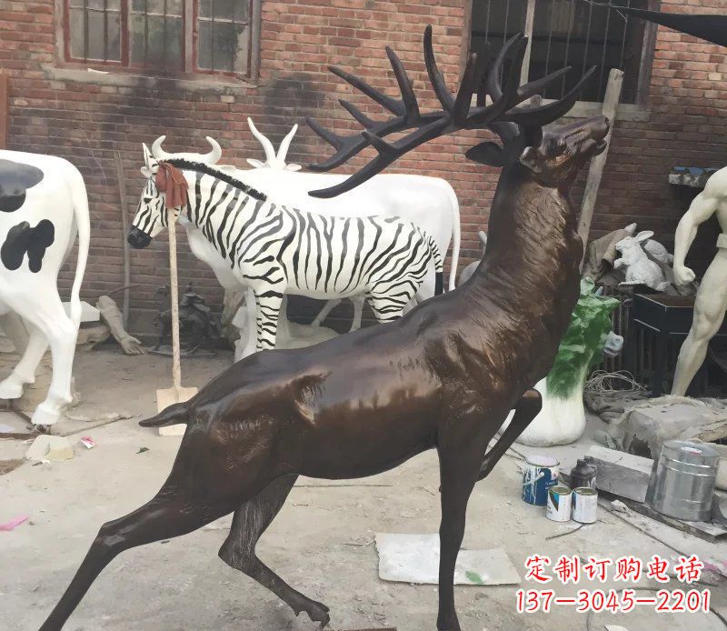 湖北羚羊公园动物铜雕,欣赏自然之美