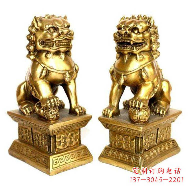 湖北鎏金故宫狮子