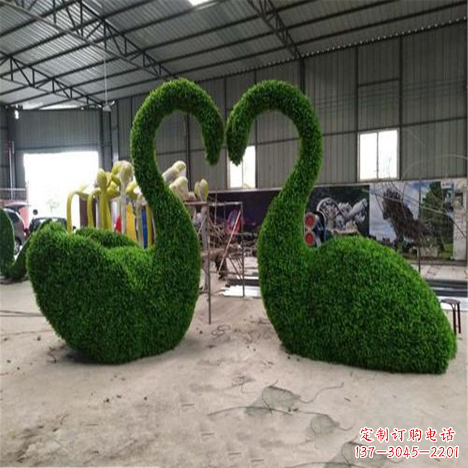 湖北绿植抽象特制天鹅雕塑