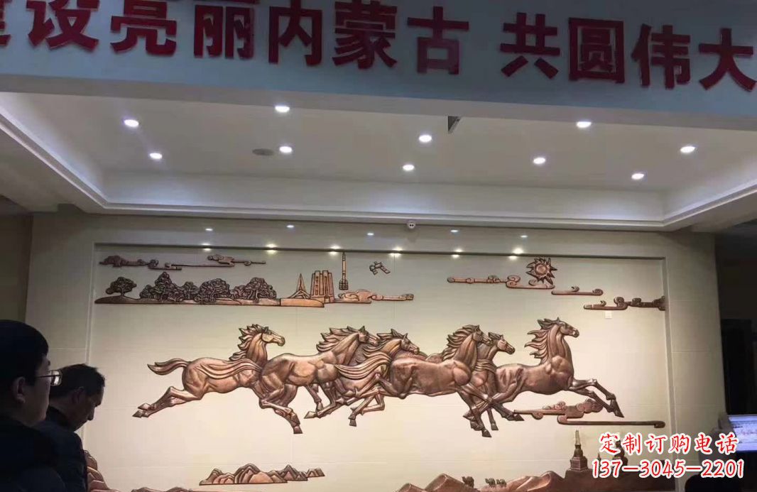 湖北完美展示马到成功的铜马雕塑
