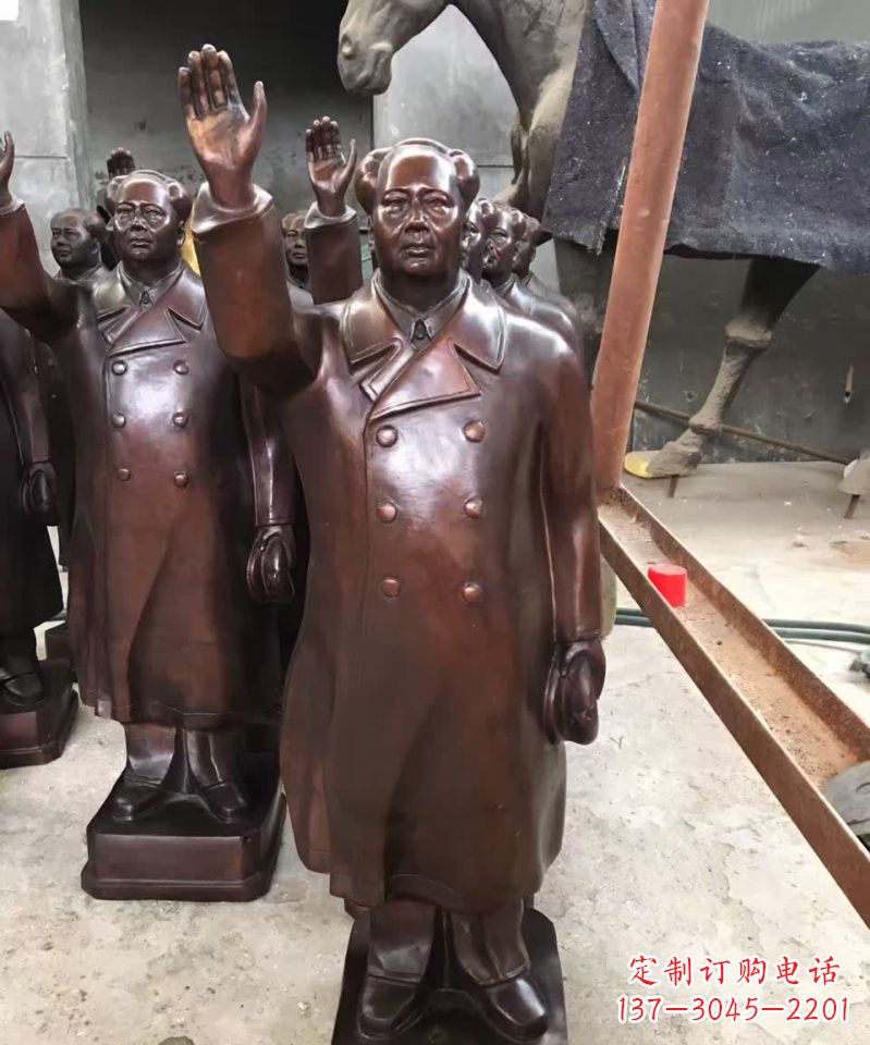 湖北伟大领袖诞生的主席雕塑