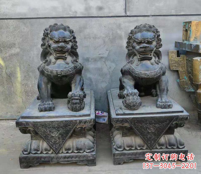 湖北门口踩球狮子铜雕