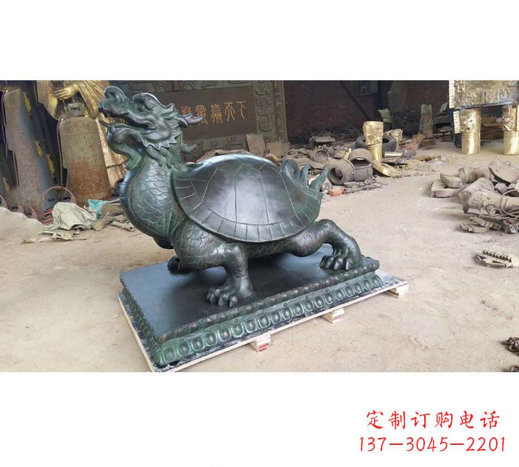 湖北门口青铜龙龟雕塑
