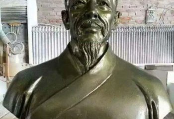 湖北李时珍头像铜雕，为纪念传奇祖国医学家