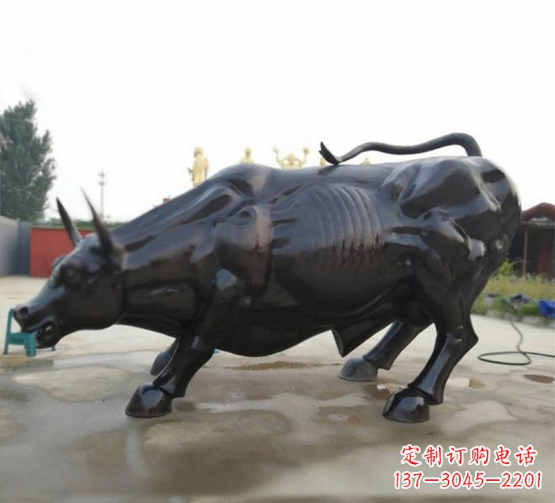 湖北牛的铜雕像