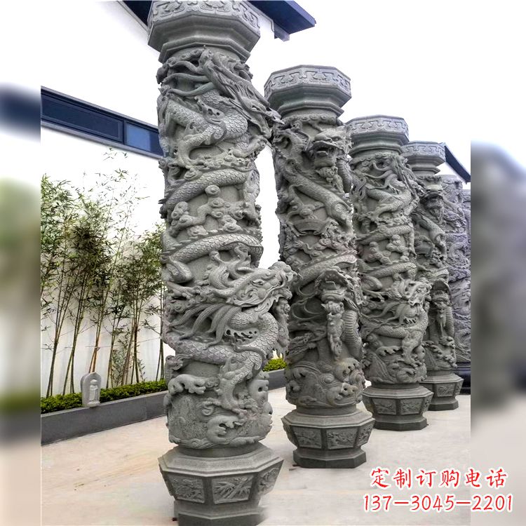 湖北盘龙柱