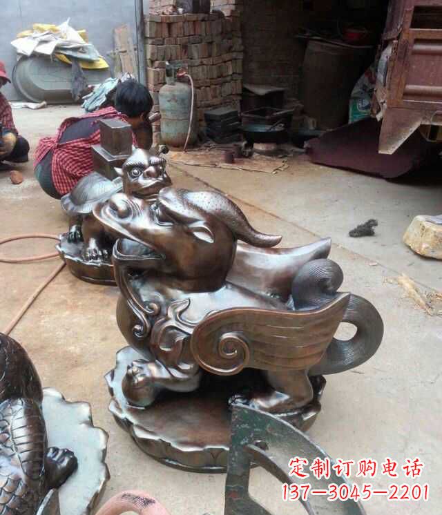 湖北貔貅铜雕1