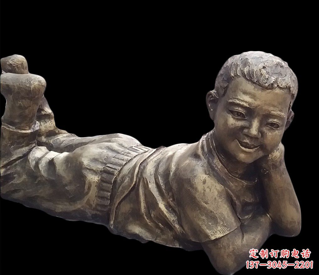 湖北令人惊叹的青春少年雕塑