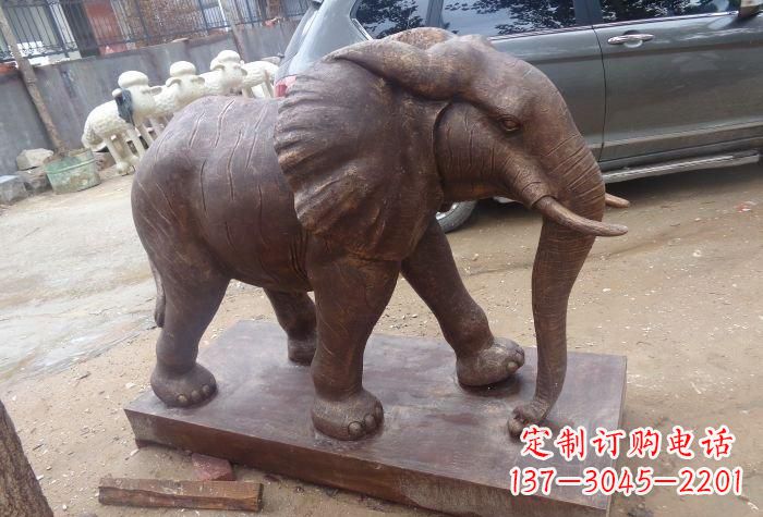 湖北企业大象铜雕