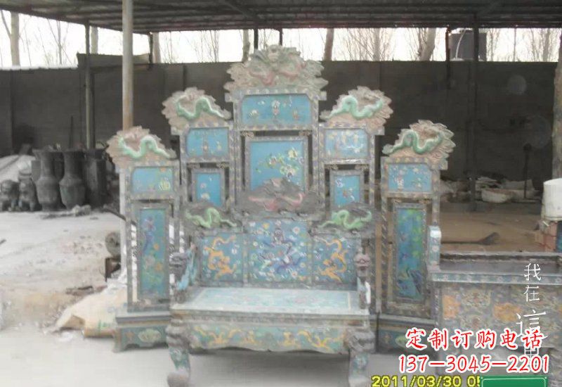 湖北青铜仿古龙椅雕塑，精美传神