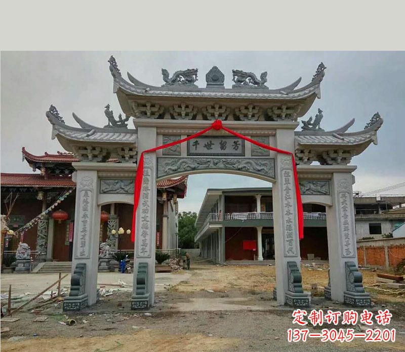 湖北以传统工艺为源的独特牌坊石雕