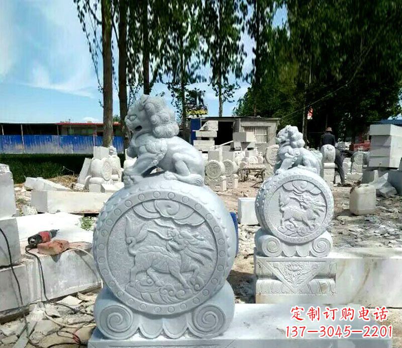 湖北狮子抱鼓石招财门墩石雕，铸就心愿