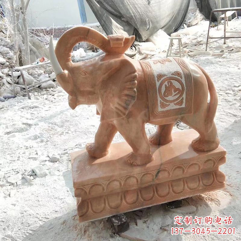 湖北千百年大象雕塑，唤来招财、吉祥、安康