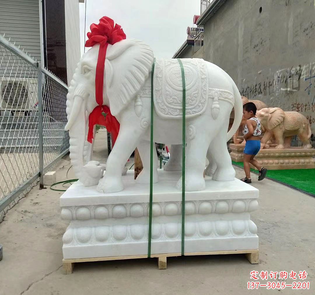 湖北石雕汉白玉大象雕塑