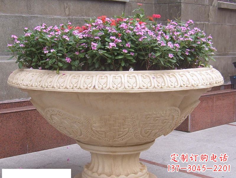 湖北中领雕塑拥有多年的雕塑制作经验,特别是景…
