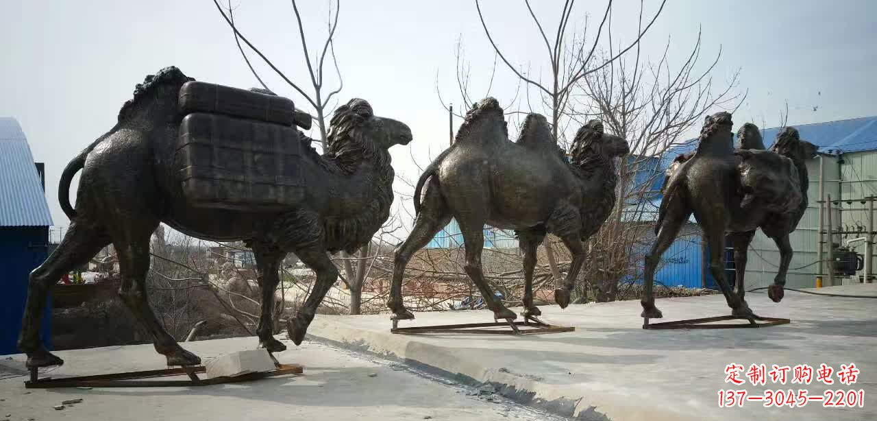 湖北丝绸之路铜骆驼雕塑