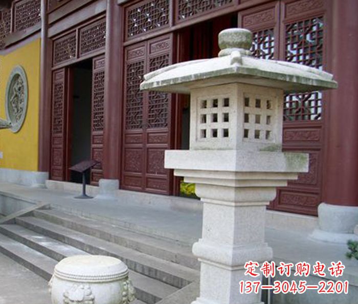 湖北寺庙景观镂空石灯石雕