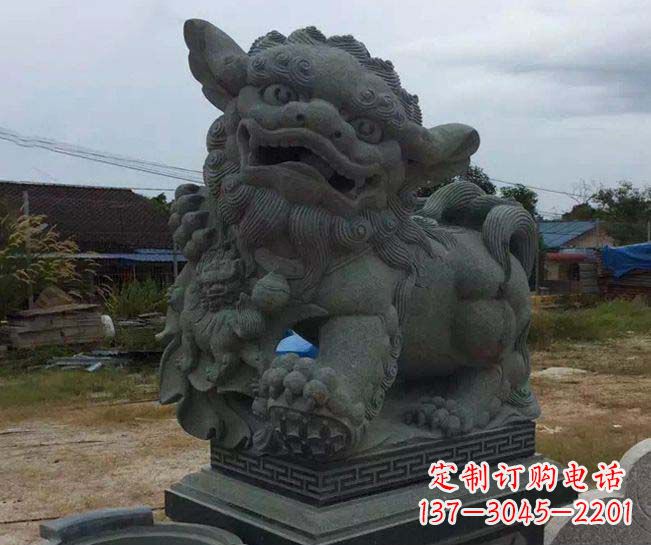 湖北寺庙景观南方狮子石雕