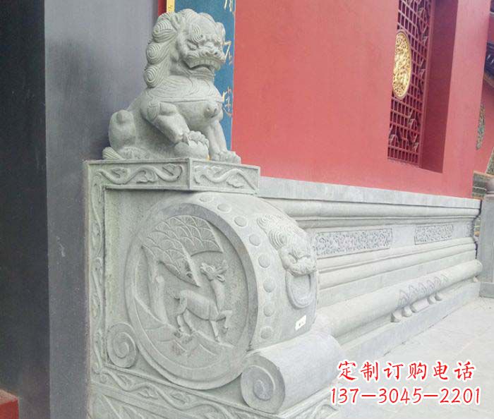 湖北寺庙景观狮子石门墩抱鼓石