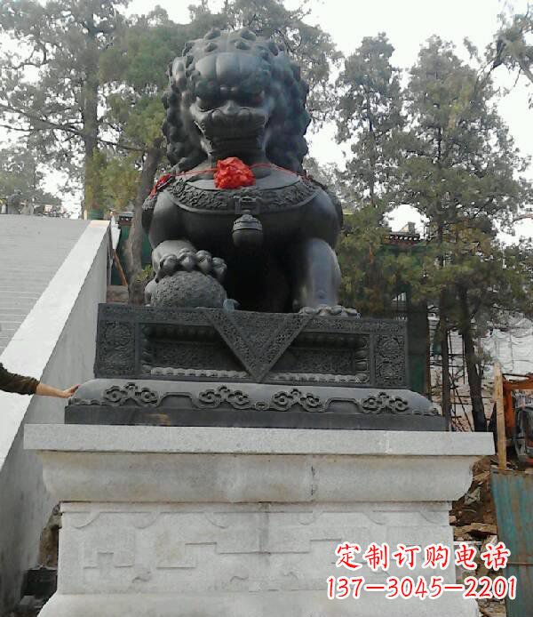 湖北寺庙狮子铜狮子雕塑