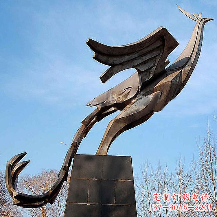 湖北铜雕百鸟之王凤凰景观雕塑