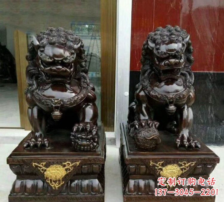 湖北铜雕故宫狮子