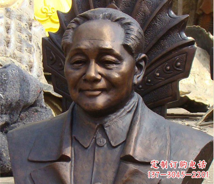 湖北铜雕广场邓小平肖像雕塑