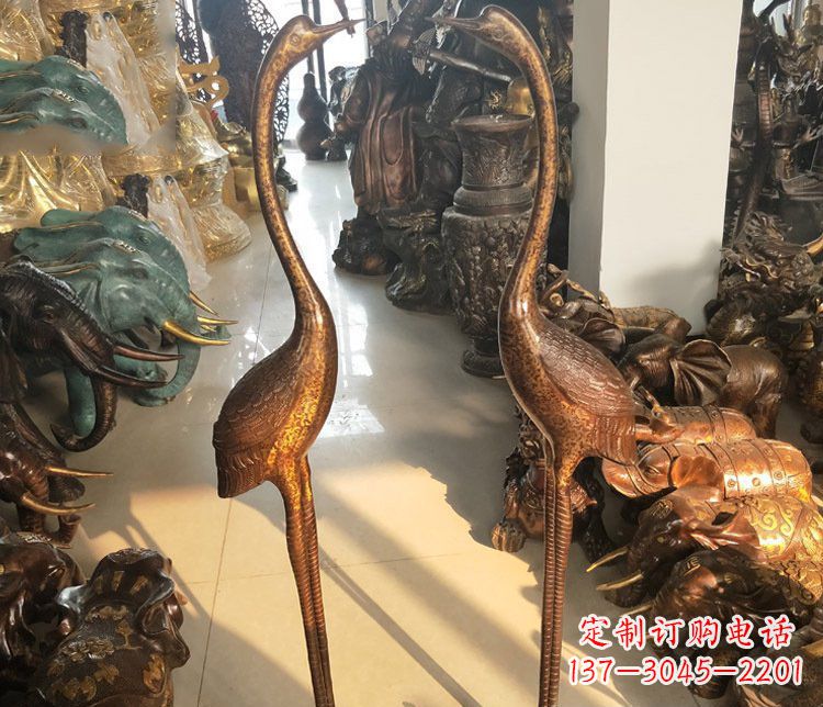 湖北铜雕仙鹤踩龟雕塑摆件
