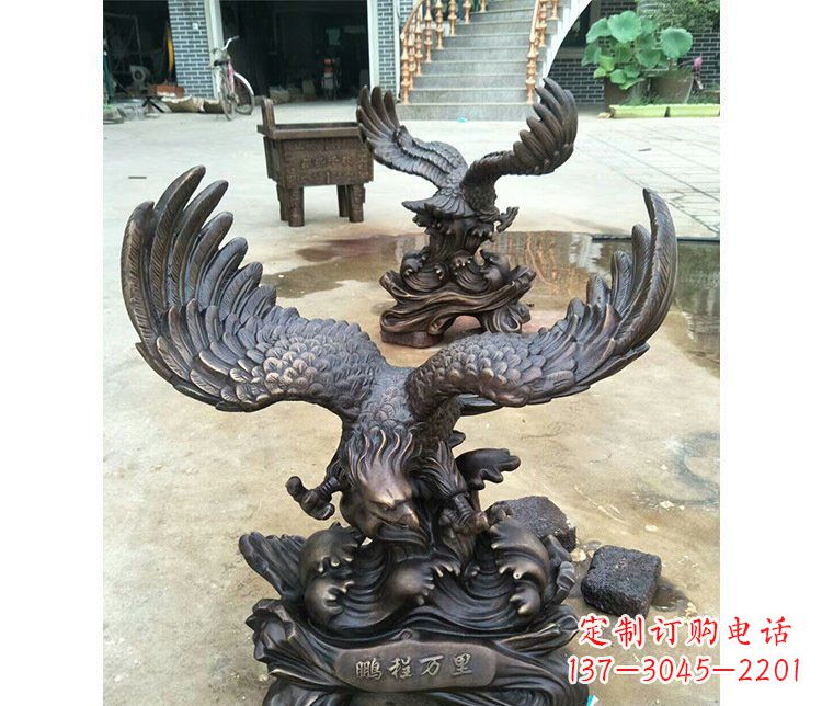 湖北铜雕园林飞鹰动物雕塑