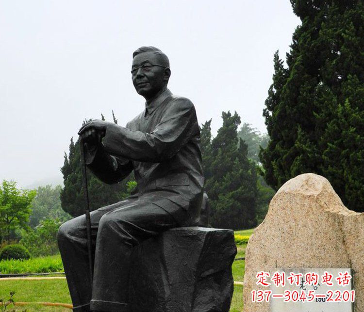 湖北铜雕园林老舍人物雕塑